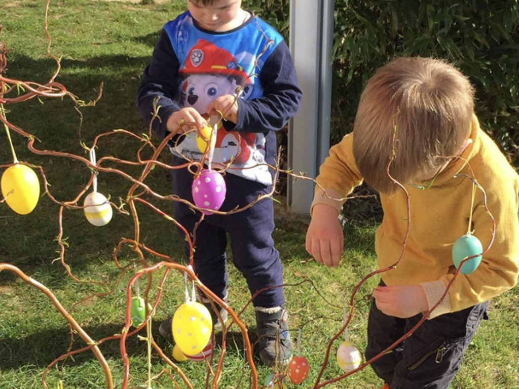 Crèche Les Frimousses, activité de Pâques