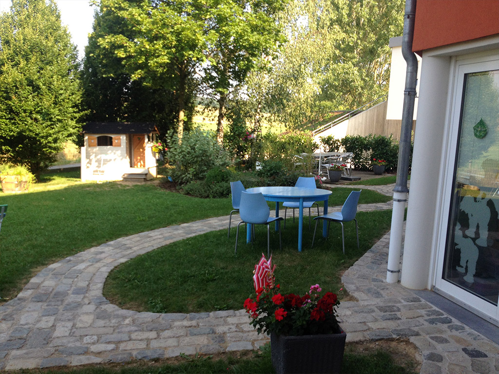 Crèche Les Frimousses, jardin